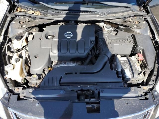 2010 Nissan Altima Base