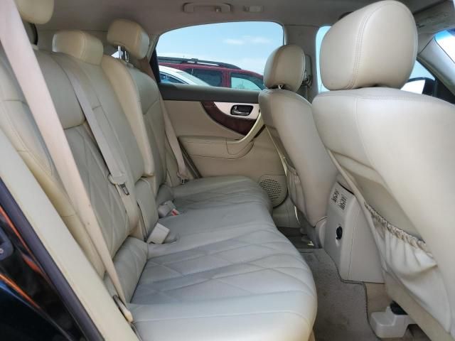 2011 Infiniti FX35