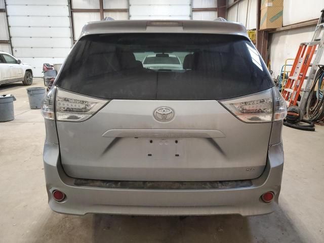 2011 Toyota Sienna Sport