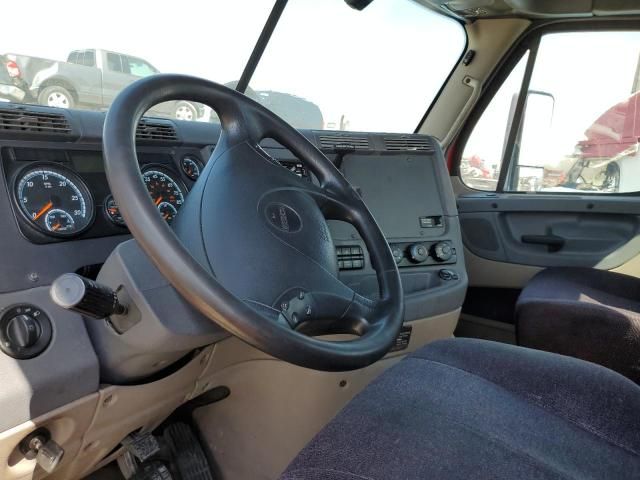 2019 Freightliner Cascadia 113