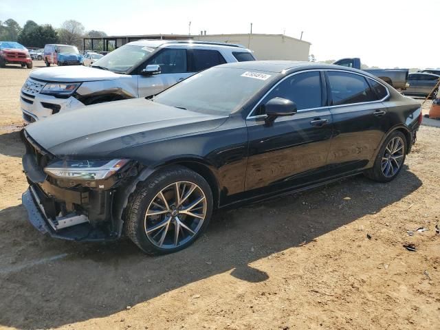 2019 Volvo S90 T5 Momentum