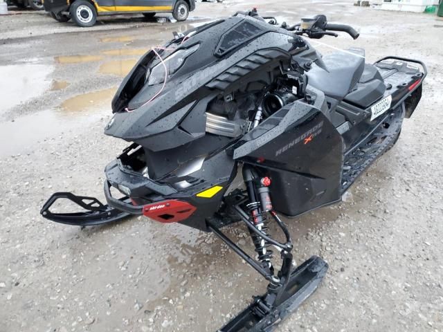 2023 Skidoo Renegade