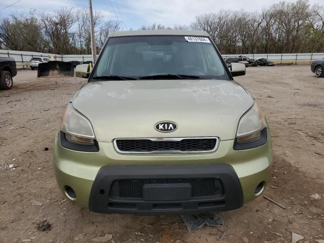 2011 KIA Soul +