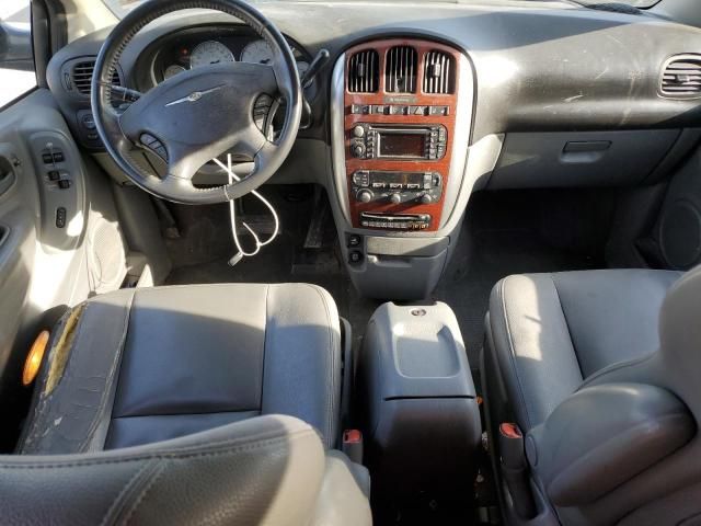 2005 Chrysler Town & Country Limited