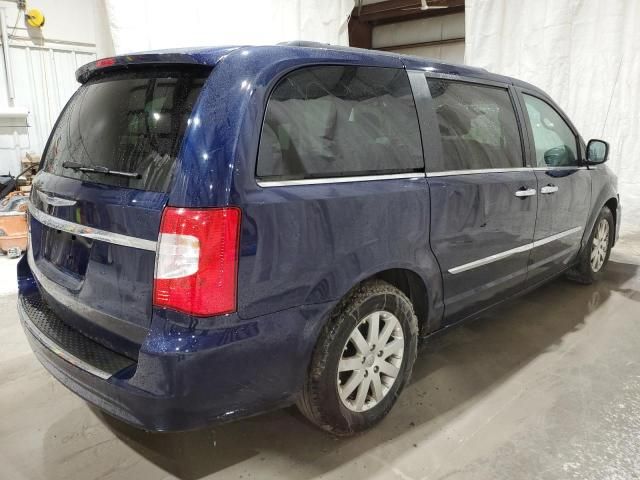 2012 Chrysler Town & Country Touring L