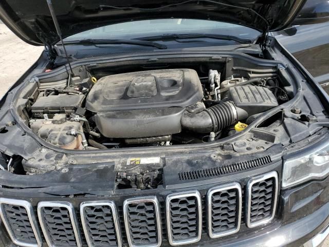 2019 Jeep Grand Cherokee Laredo