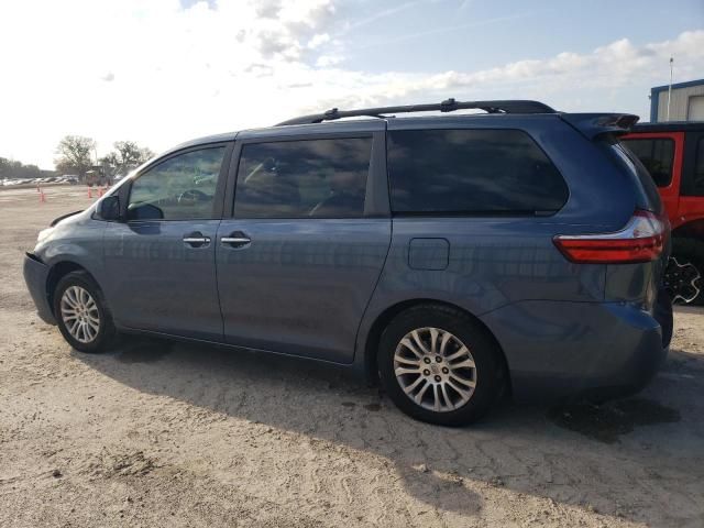 2015 Toyota Sienna XLE