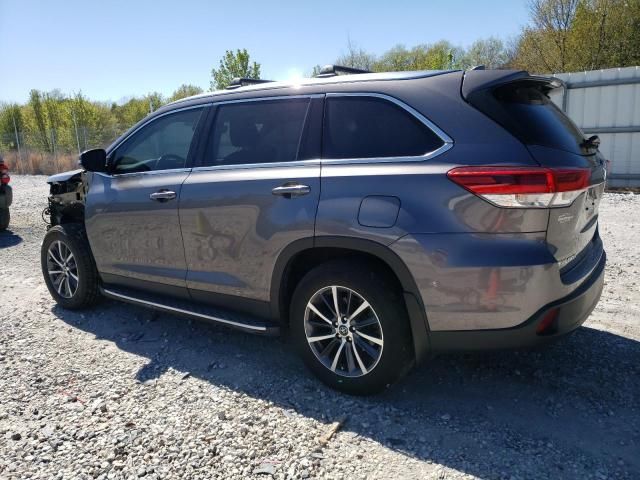 2019 Toyota Highlander SE