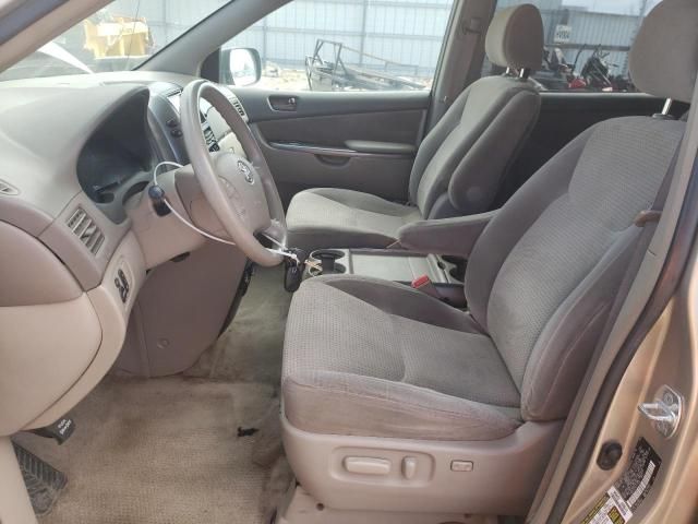 2008 Toyota Sienna CE