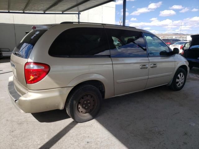 2007 Chrysler Town & Country LX