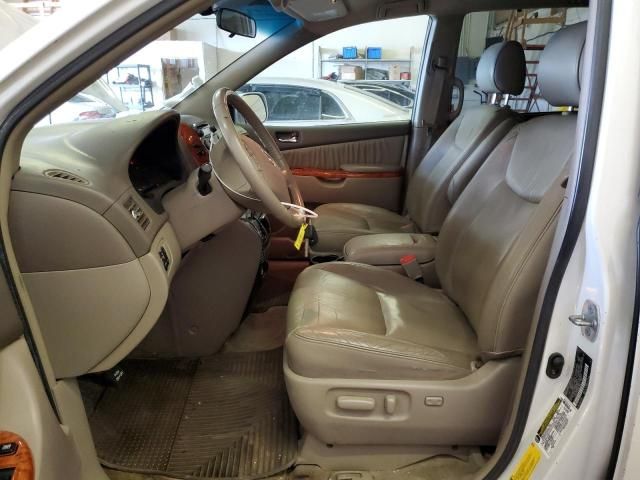 2006 Toyota Sienna XLE