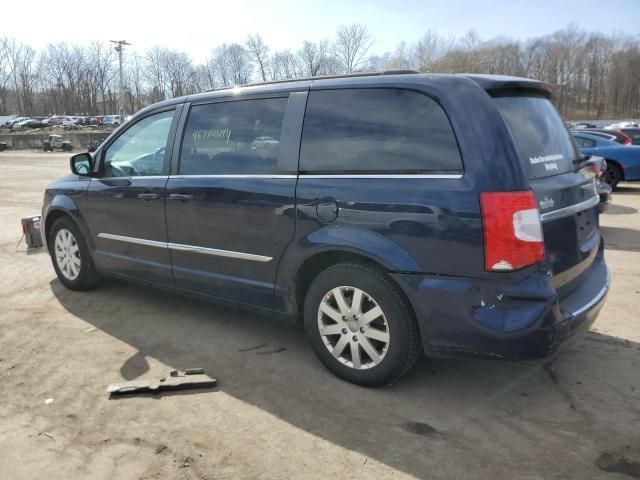 2013 Chrysler Town & Country Touring