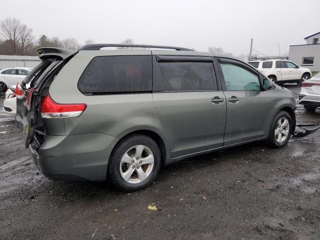 2012 Toyota Sienna LE