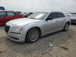 Carros dañados por granizo a la venta en subasta: 2012 Chrysler 300C
