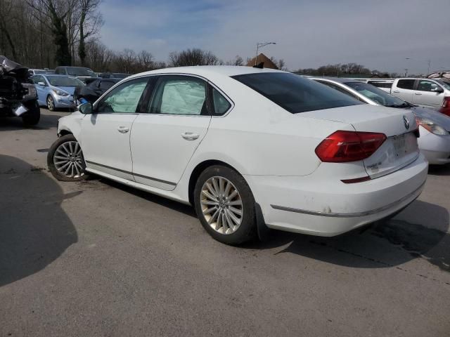 2016 Volkswagen Passat SE