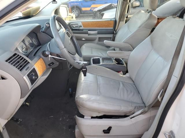 2008 Chrysler Town & Country Limited