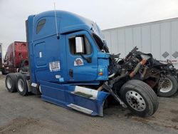 Salvage trucks for sale at Woodhaven, MI auction: 2013 Freightliner Cascadia 125