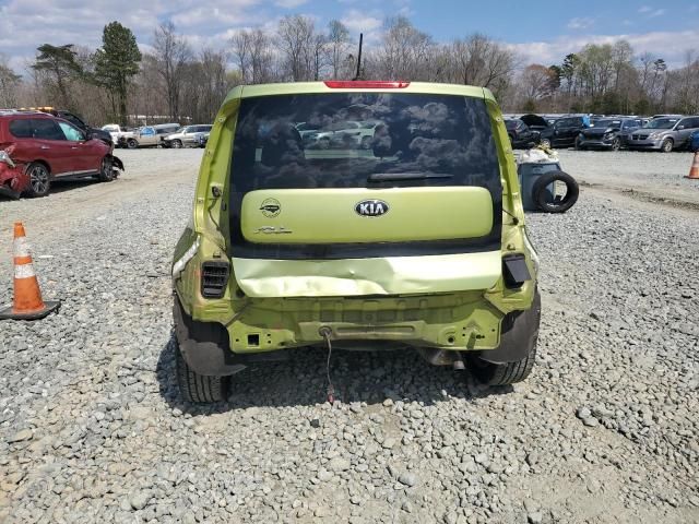 2015 KIA Soul +