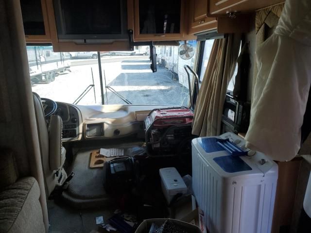 2005 Workhorse Custom Chassis Motorhome Chassis W22