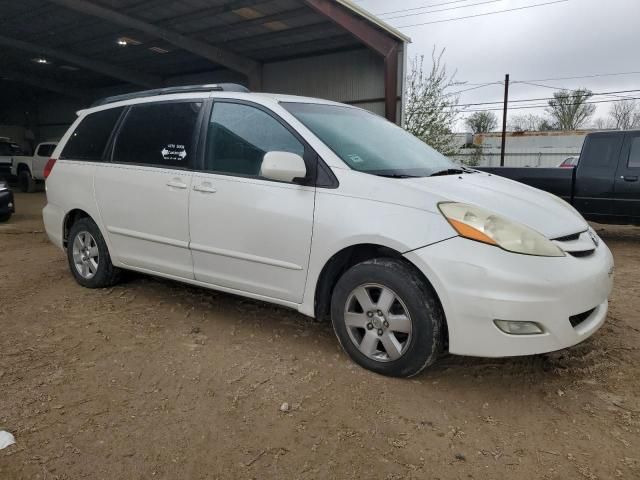 2006 Toyota Sienna XLE