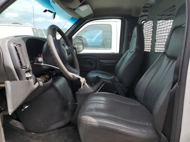 2002 Chevrolet Express G2500