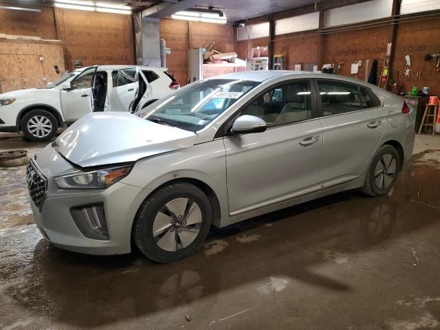 2021 Hyundai Ioniq SE