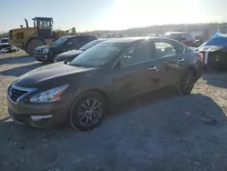 Salvage cars for sale from Copart Cahokia Heights, IL: 2015 Nissan Altima 2.5