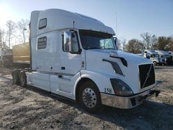 Salvage trucks for sale at Spartanburg, SC auction: 2013 Volvo VN VNL