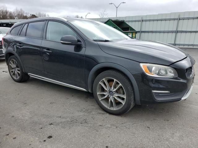 2015 Volvo V60 Cross Country Premier