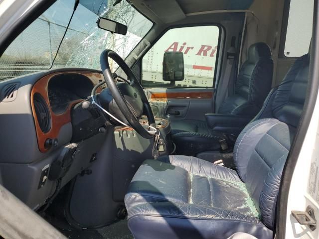 2001 Ford Econoline E450 Super Duty Cutaway Van