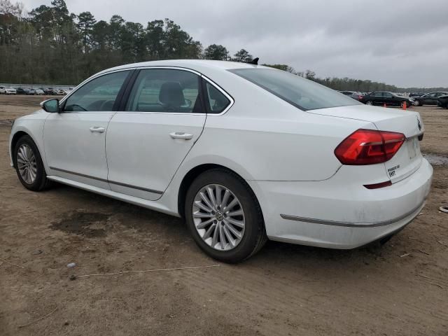 2016 Volkswagen Passat SE