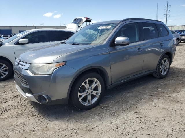 2015 Mitsubishi Outlander SE