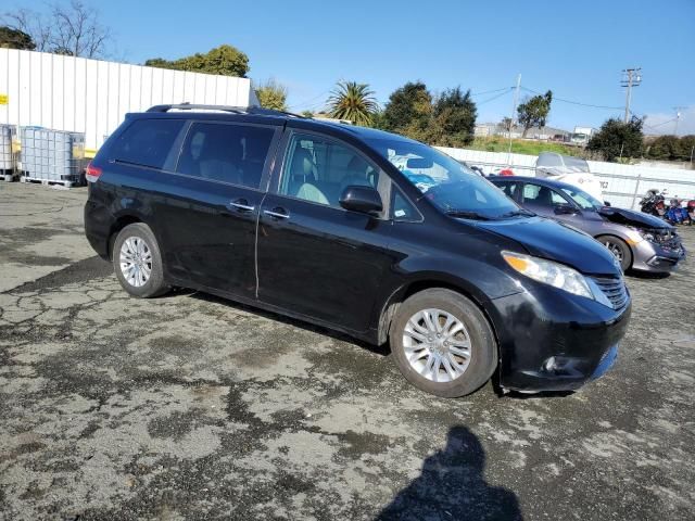 2011 Toyota Sienna XLE