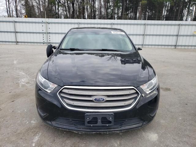 2018 Ford Taurus SE