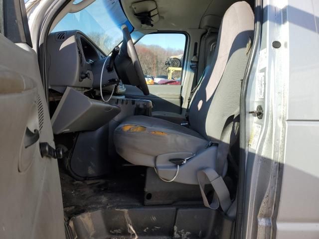 2005 Ford Econoline E250 Van