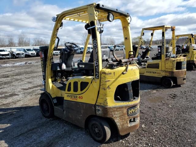 2005 Hyster Forklift