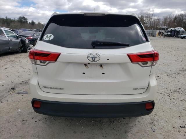 2018 Toyota Highlander SE