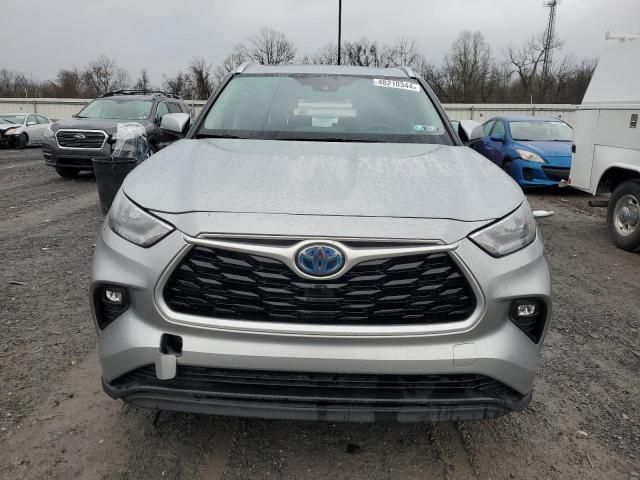 2020 Toyota Highlander Hybrid XLE