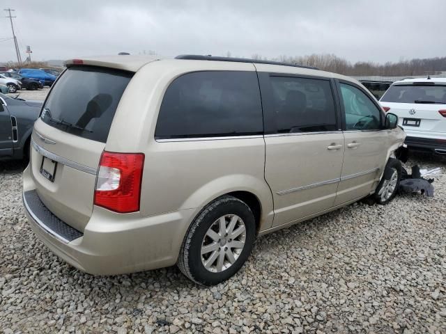 2014 Chrysler Town & Country Touring