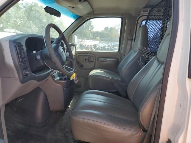 2000 Chevrolet Express G2500