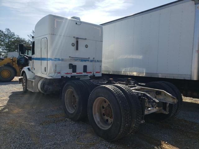 2015 Peterbilt 567