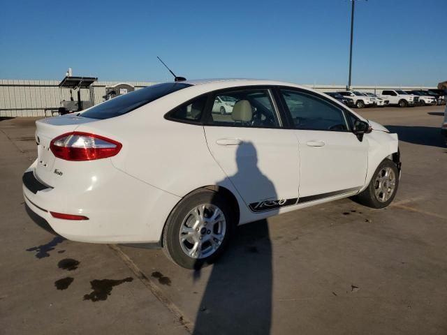 2016 Ford Fiesta SE