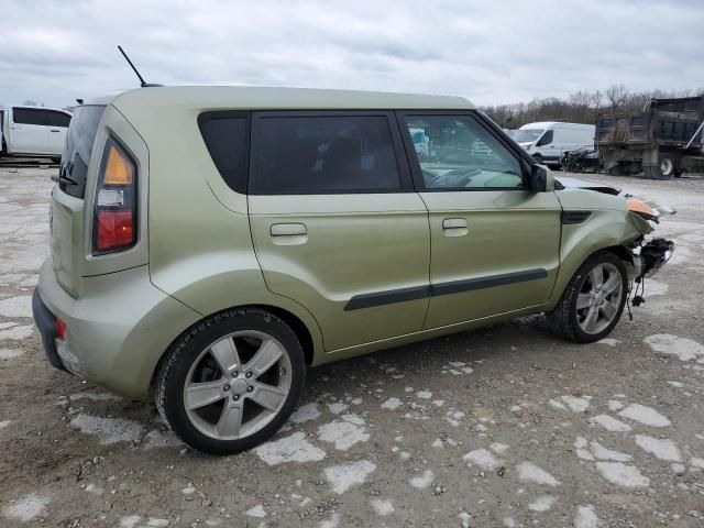 2010 KIA Soul +