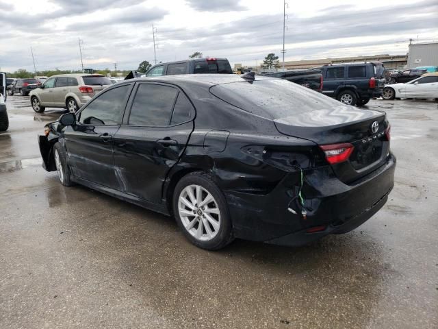 2022 Toyota Camry LE