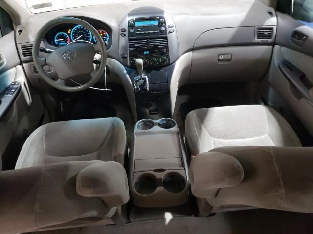 2007 Toyota Sienna CE