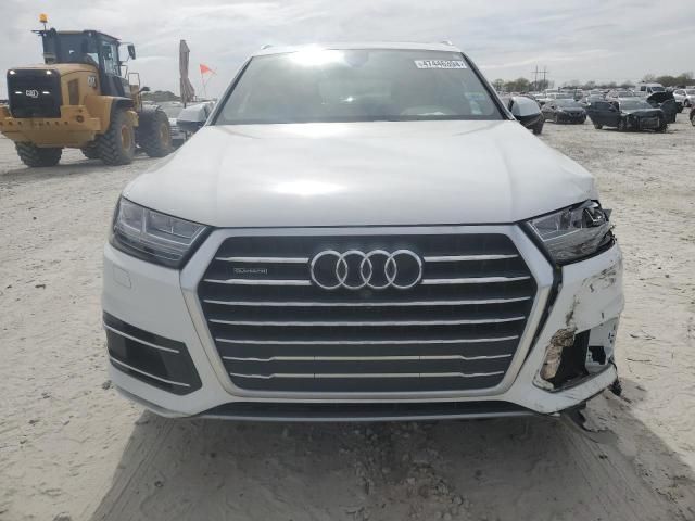 2019 Audi Q7 Premium