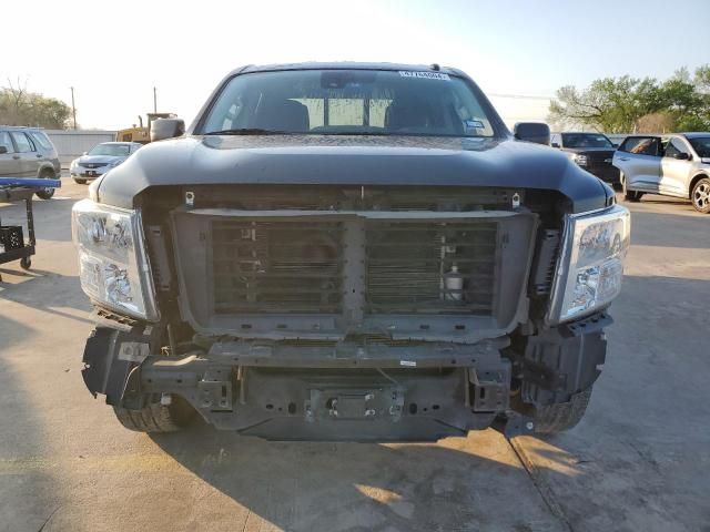 2021 Nissan Titan SV