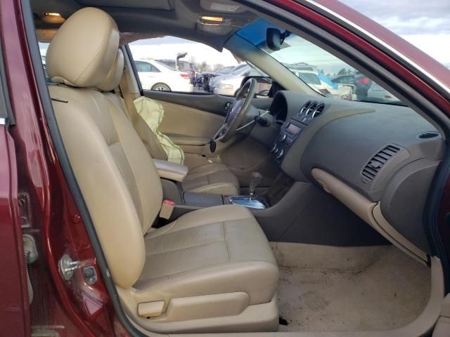 2011 Nissan Altima Base