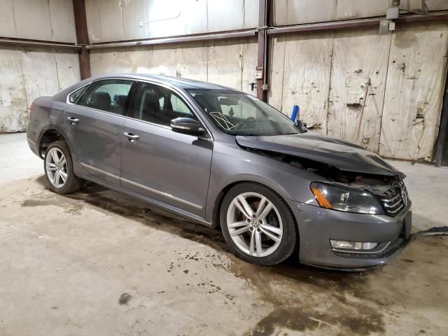 2013 Volkswagen Passat SEL