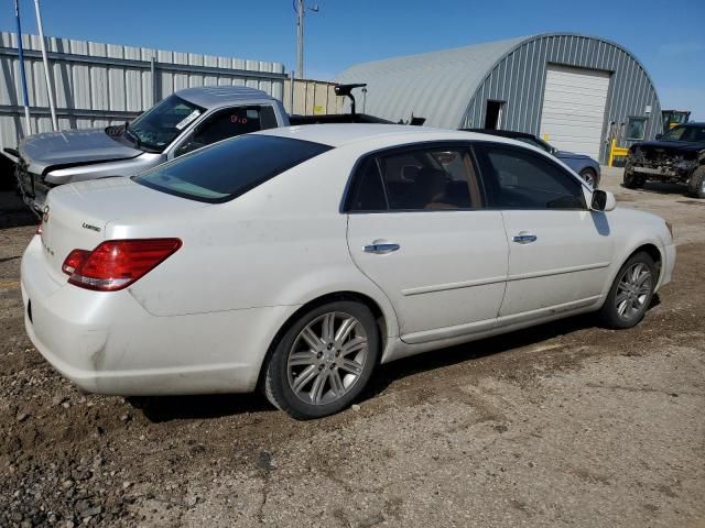 2010 Toyota Avalon XL